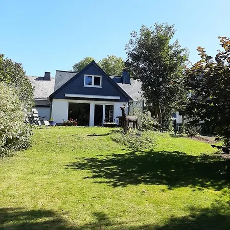 Skylo Villa *