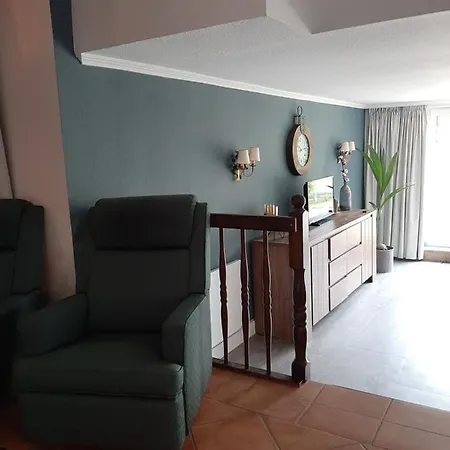 Skylo Villa *